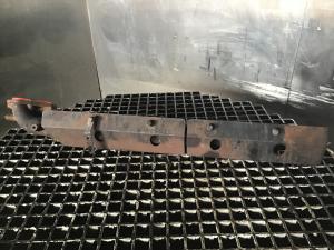 Liebherr Tubo di scarico destro